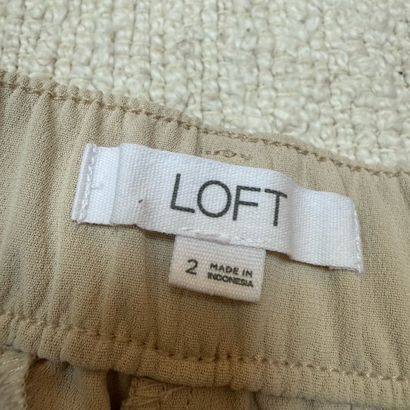 LOFT Pleated Trousers Dress Pants Cream Size 2 - Picture 7 of 10